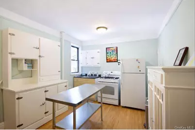 1080 Warburton Avenue Warburton #3G, Yonkers, NY 10701 - Photo 4