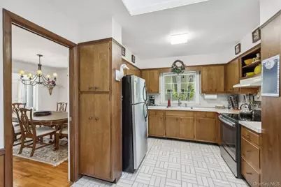 7 Linda Lane, Hampton Bays, NY 11946 - Photo 16