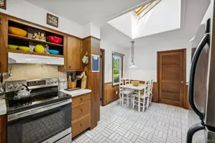 7 Linda Ln, Hampton Bays, NY 11946 - Photo 14