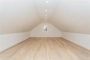 83 Thoreau Ct, Yorktown Heights, NY 10598 - Photo 14