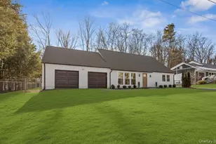 83 Thoreau Ct, Yorktown Heights, NY 10598 - Photo 2