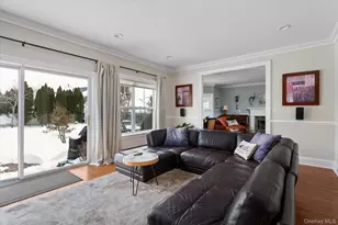 104 Brandywine Ln, Melville, NY 11747 - Photo 12