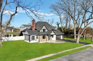 15 Bayview St E, Massapequa, NY 11758 - Photo 2