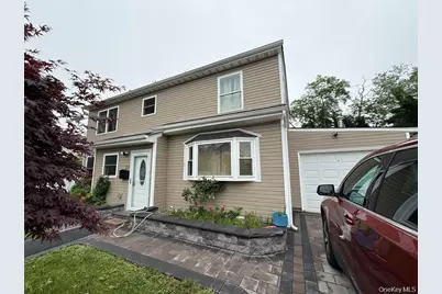 803 Bayview Avenue, Amityville, NY 11701 - Photo 4