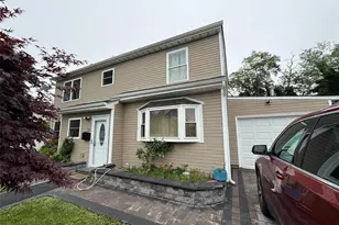 803 Bayview Ave, Amityville, NY 11701 - Photo 4