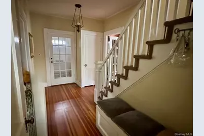 90 E Roe Boulevard, Patchogue, NY 11772 - Photo 4