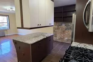 141-12 78Rd Rd, Kew Gardens, NY 11367 - Photo 4