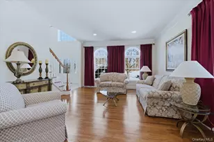 8 Hilltop Dr, Yorktown Heights, NY 10598 - Photo 4