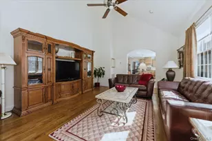 8 Hilltop Dr, Yorktown Heights, NY 10598 - Photo 8