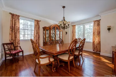 8 Hilltop Drive, Yorktown Heights, NY 10598 - Photo 6