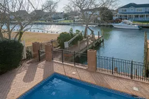 130 Wampum Ln, West Islip, NY 11795 - Photo 6