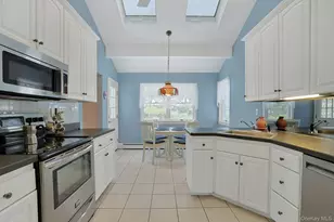 31 W Linwood St, Valhalla, NY 10595 - Photo 12