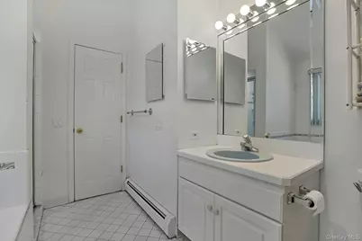 31 W Linwood Street, Valhalla, NY 10595 - Photo 18