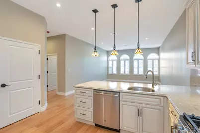 10 Wall Street #2, Huntington, NY 11743 - Photo 4