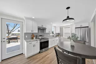 33 Grand St, Marlboro, NY 12542 - Photo 6