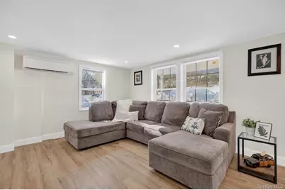 33 Grand Street, Marlboro, NY 12542 - Photo 4