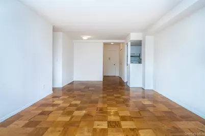 125 Lake Street #11-A South, White Plains, NY 10604 - Photo 8