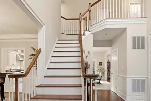 4 Daniel Way, Setauket, NY 11733 - Photo 4