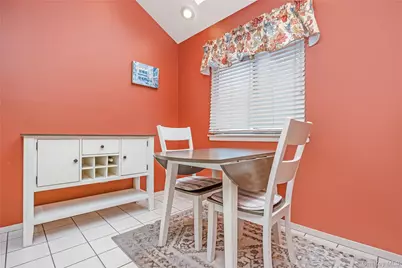 117 Laurel Lane, Wantagh, NY 11793 - Photo 6