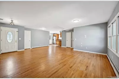 301 Laurel Road, Northport, NY 11768 - Photo 8