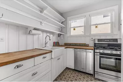 136 Taft Avenue, Long Beach, NY 11561 - Photo 8