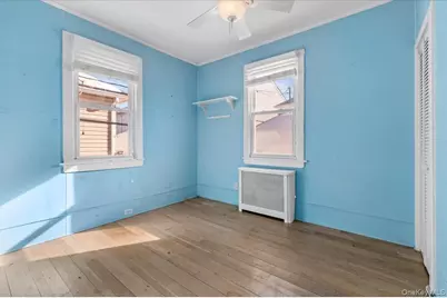 136 Taft Avenue, Long Beach, NY 11561 - Photo 18