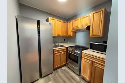 1 Redwood Court #1, Coram, NY 11727 - Photo 4