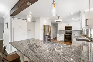 36 Hasbrouck Dr, Poughkeepsie, NY 12603 - Photo 12