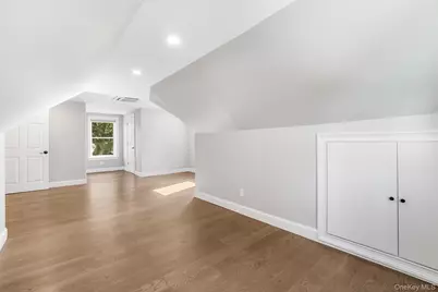 36 Hasbrouck Drive, Poughkeepsie, NY 12603 - Photo 20