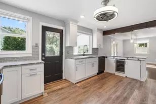 36 Hasbrouck Dr, Poughkeepsie, NY 12603 - Photo 14