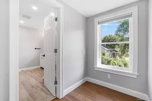 36 Hasbrouck Dr, Poughkeepsie, NY 12603 - Photo 24