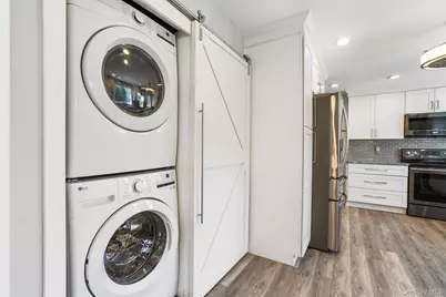 36 Hasbrouck Drive, Poughkeepsie, NY 12603 - Photo 10