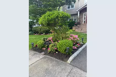 2043 Ripley, Merrick, NY 11566 - Photo 2