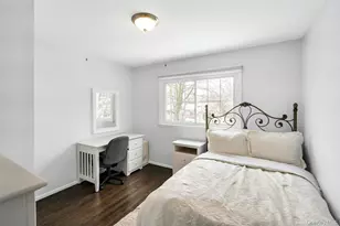 2043 Ripley, Merrick, NY 11566 - Photo 32