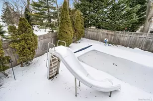 2043 Ripley, Merrick, NY 11566 - Photo 36