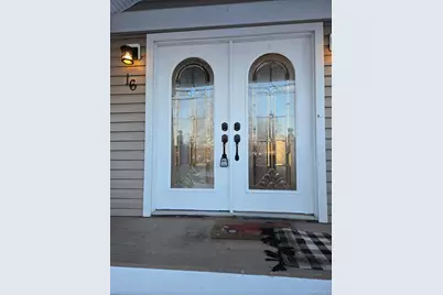 16 Babylon Drive, Sound Beach, NY 11789 - Photo 12