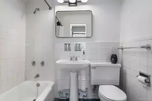 345 E 69th St, New York, NY 10021 - Photo 4