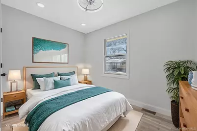 39 E Lyons Street, Melville, NY 11747 - Photo 18