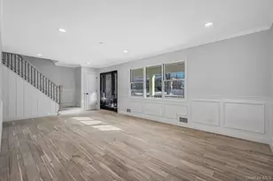 39 E Lyons St, Melville, NY 11747 - Photo 6