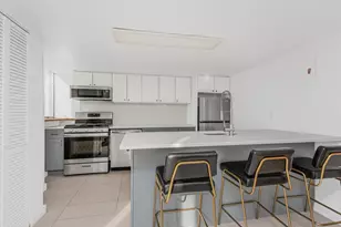 305 E 108th St, New York, NY 10029 - Photo 2