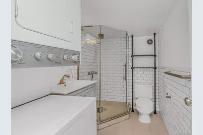 305 E 108th Street #4B, New York, NY 10029 - Photo 10