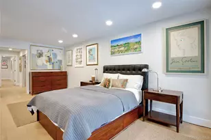 6 Frost Pond Dr, Roslyn, NY 11576 - Photo 16