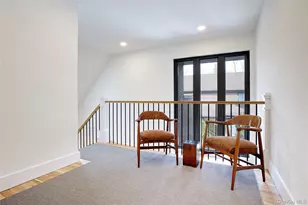 6 Frost Pond Dr, Roslyn, NY 11576 - Photo 22