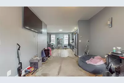 82 Moquette Row N, Yonkers, NY 10703 - Photo 6