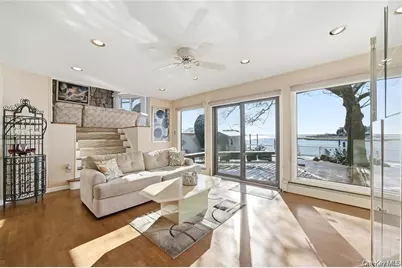 3094 Riverside Drive, Wantagh, NY 11793 - Photo 16