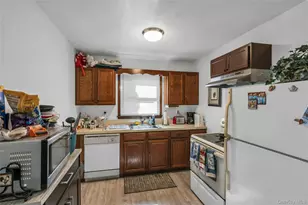 106 Summit Dr, Smithtown, NY 11787 - Photo 12