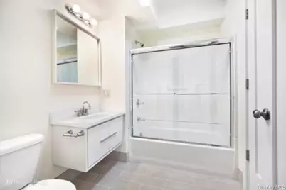 3101 21st Street, Astoria, NY 11106 - Photo 10