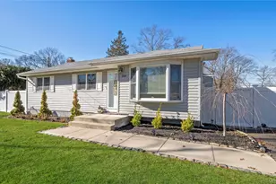 144 Avenue A, Holbrook, NY 11741 - Photo 2