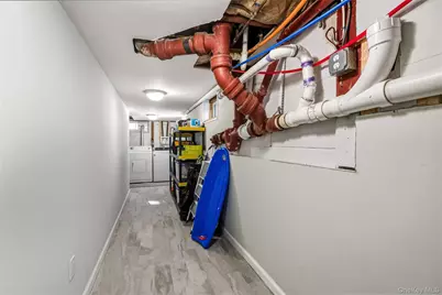 144 Avenue A, Holbrook, NY 11741 - Photo 28