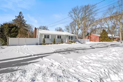 144 Avenue A, Holbrook, NY 11741 - Photo 4